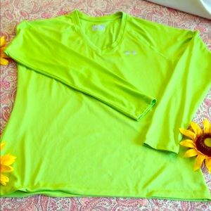 Under Armor Athletic Top long sleeve